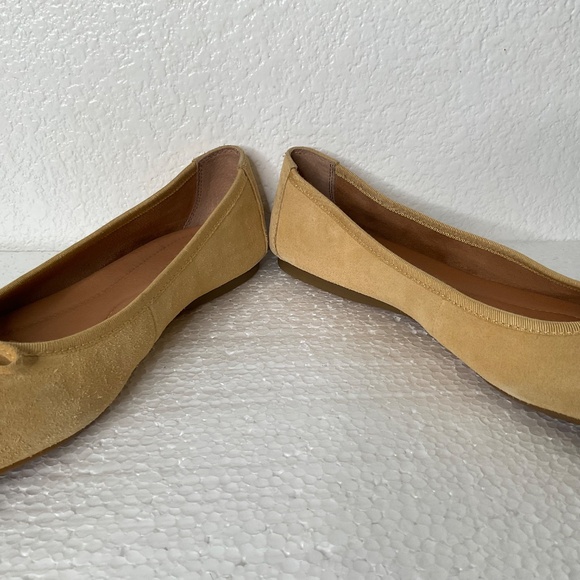 Born Brin natural suede slip on flats with bow size 11M - Picture 6 of 8